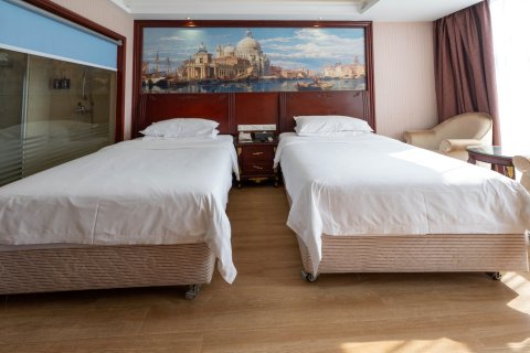 维也纳酒店(上海佘山欢乐谷店)