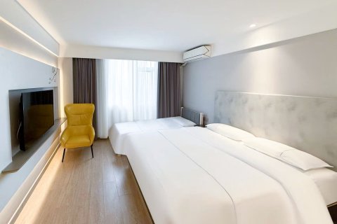 白玉兰酒店(宁波天一广场火车站店)