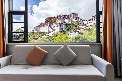 拉萨岷山航空酒店(布达拉宫店)