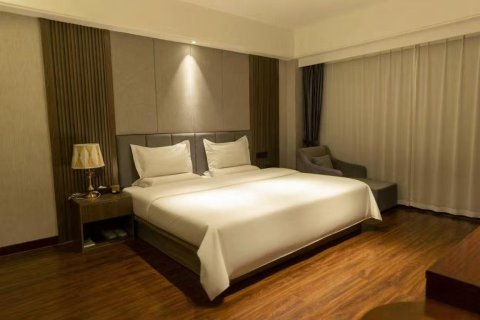 陵川信达大酒店