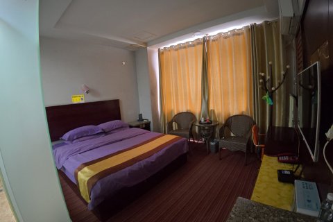 阿拉尔兴隆商务宾馆