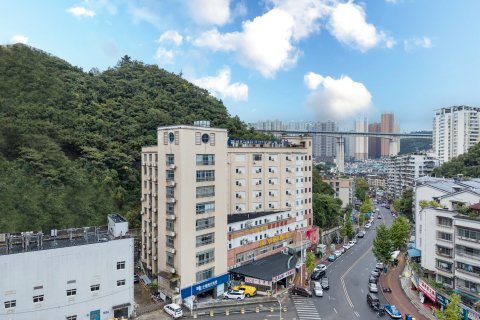 7天优品酒店(贵阳三桥北路改茶路地铁站店)