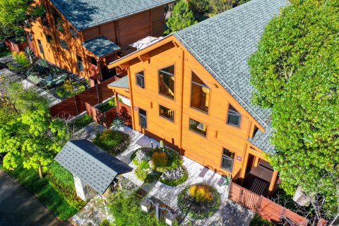 弥勒太平湖森林木屋酒店