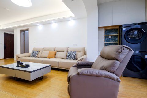 斯维登度假公寓(龙海招商卡达凯斯店)