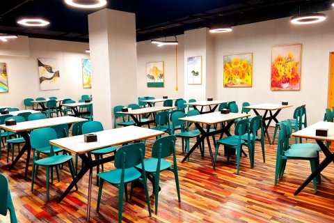 汇泉丽都酒店(奎屯友好商场红旗小吃街店)