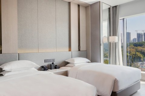 深圳南山希尔顿逸林酒店及公寓