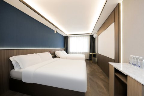 云上四季酒店(珲春购物中心海鲜街店)