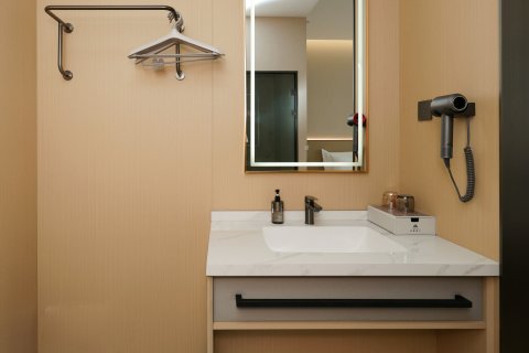 艾扉酒店(公主岭市火车站店)