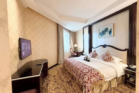 成都索菲斯民族大酒店(宽窄巷子抚琴地铁站店)