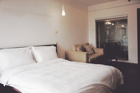 上海虹桥嘉廷酒店(娄山关路地铁站店)