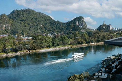 桂林CIAO俏酒店(两江四湖象鼻山店)