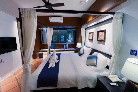 西双版纳景洪市爱纳酒店(告庄星光夜市店)