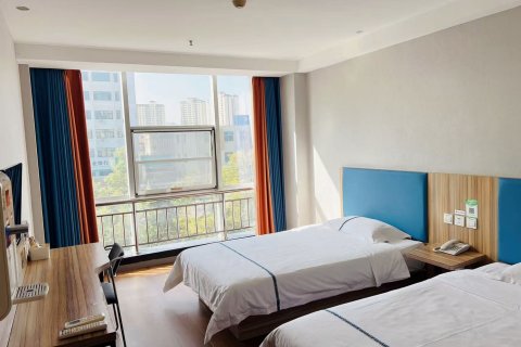 驿家365连锁酒店(涉县新世纪广场店)