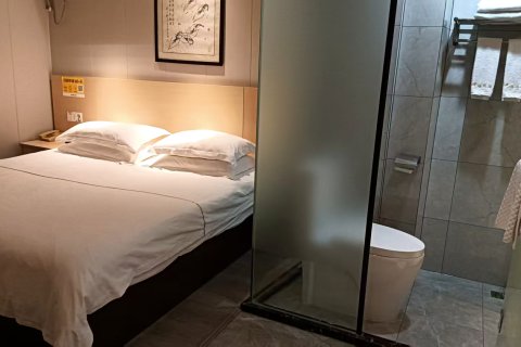 华译大酒店(武义古城壶山广场店)