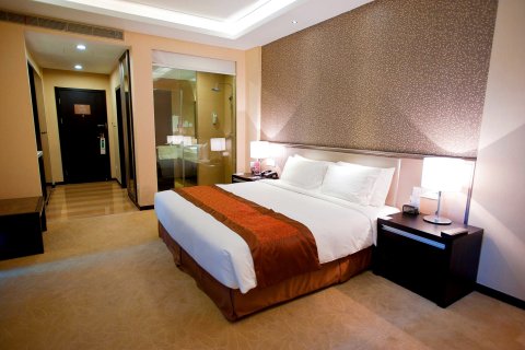 无锡华怡明都大酒店(滨湖万象汇店)