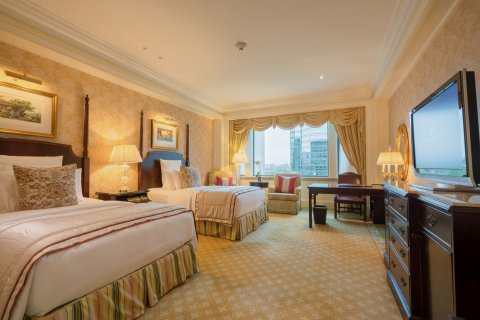 北京丽思卡尔顿酒店(华贸中心)