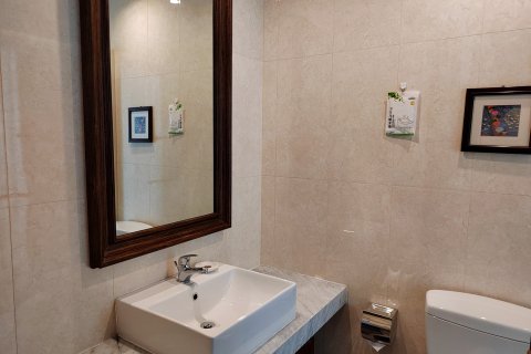 宏瑞酒店(庆阳高铁站市政府店)