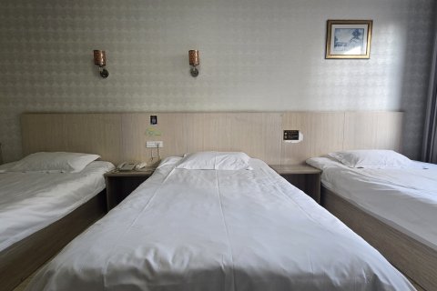 爱迪快捷酒店(巩义建设路店)