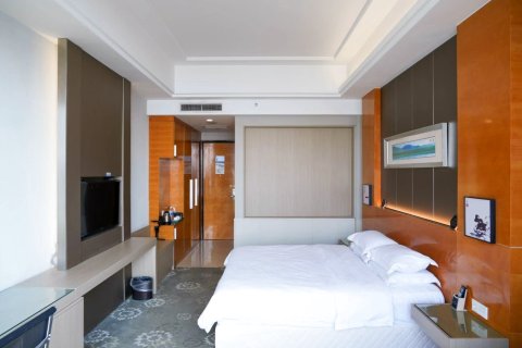 钟祥莫愁湖国际大酒店