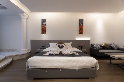 潮流轻奢酒店(广州番禺市桥地铁站店)