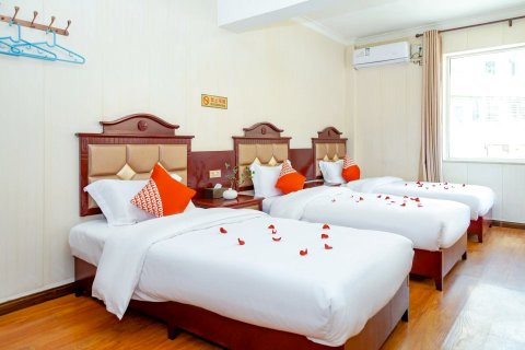 民和德鸿宾馆(桃花广场店)