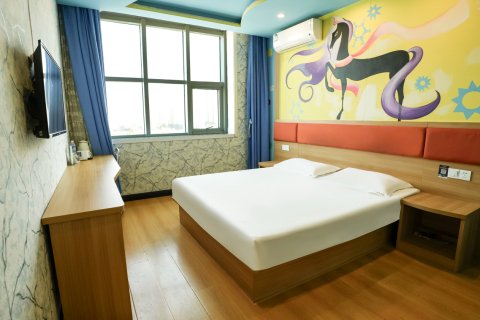 艾尚520纽漫酒店(定州火车站店)