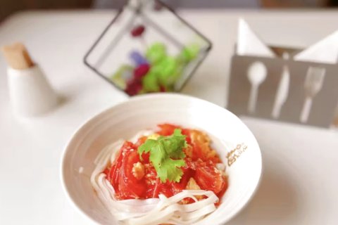 如家酒店(东港客运站老黄海大市场店)