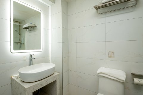 7天优品酒店(重庆袁家岗轻轨站奥体店)