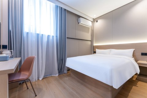 锐思特酒店(平阳昆阳人民路店)