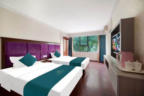 卡兰斯酒店(重庆江北国际机场渝北广场地铁站店)