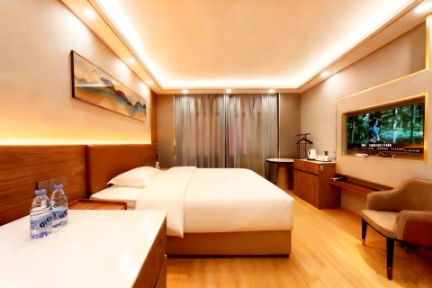 定南青云山大酒店