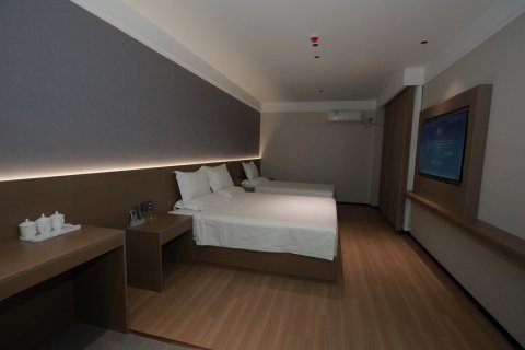 如家睿柏·云酒店(永济市府东街店)