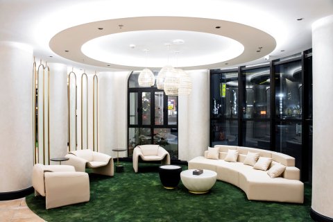 启东新古德酒店(申港城美食街店)