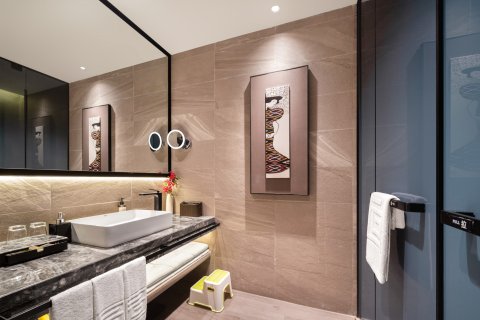 云和夜泊酒店(西安钟鼓楼南门店)