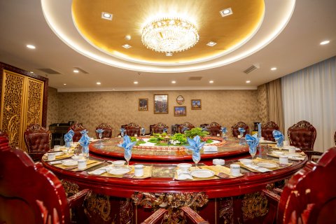 金桥国际酒店(涿州万达广场店)