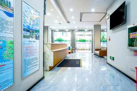 三亚悦尔漫酒店（鸿洲游艇码头港店）