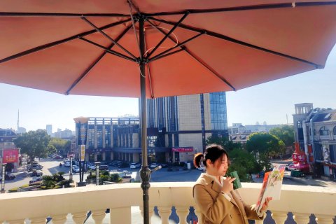 启东新古德酒店(申港城美食街店)