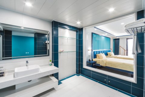 海南分界洲岛海钓会所