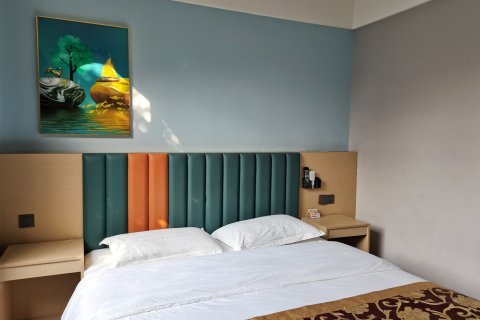 富宁林都商务酒店