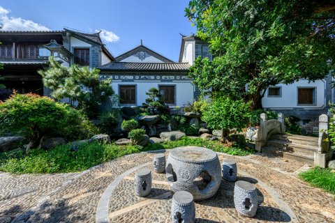 彭苑·鹤云涧轻奢民宿(大理州鹤庆店)