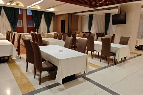 春雪四季酒店(人民医院将军衙署地铁站店)