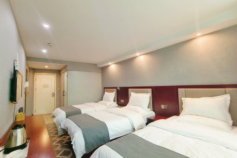 派柏•云酒店(延津十字街店)