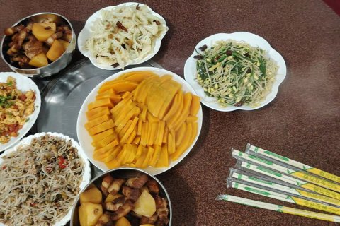 禄劝居家亲客栈