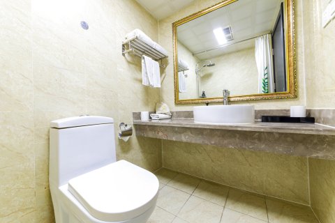 熹雲酒店(西安西北工业大学大唐西市地铁站店)