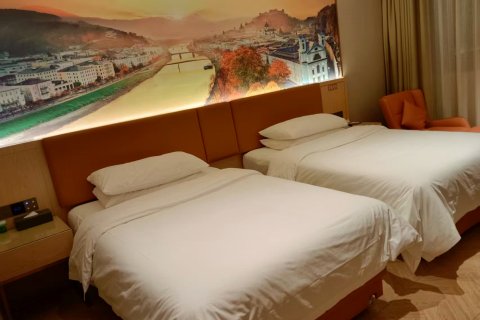 维也纳酒店(泉州惠安雕艺城大红埔店)