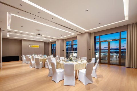 蓬莱艺珺酒店(蓬莱阁蓬莱海水浴场店)