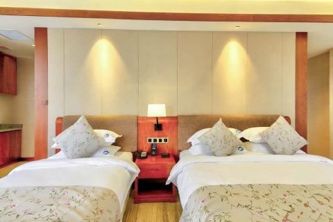 山水泉大酒店(长白山高铁站二道白河店)