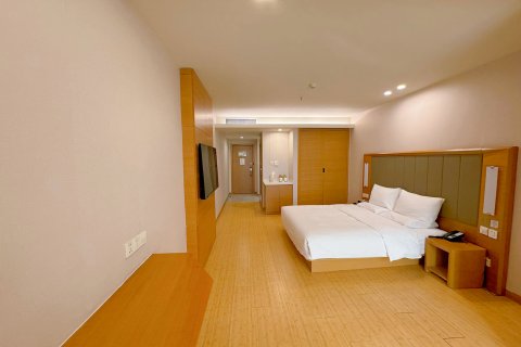 全季酒店(郑州建设西路碧沙岗地铁站店)