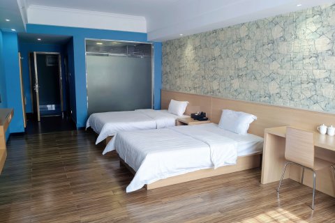 柒天酒店(新世界广场店)