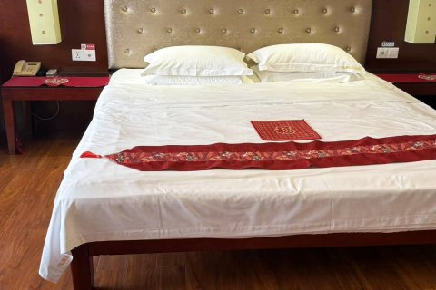 四平逸都假日酒店(四平万达店)